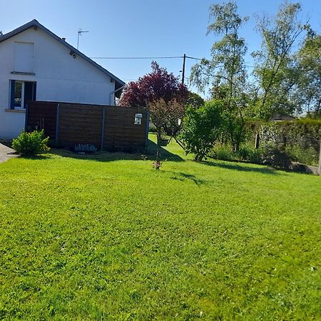 Bed and Breakfast Les Abelias Hauterive  Exterior foto