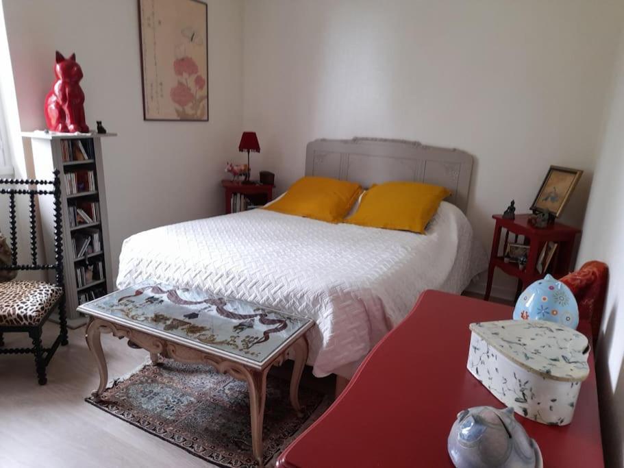 Bed and Breakfast Les Abelias Hauterive  Exterior foto